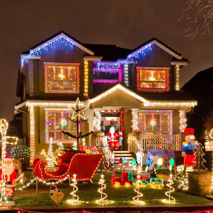 London Fantastic Lantern Festival welcomes Christmas with Chinese lanterns